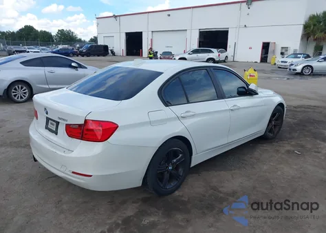 2012 BMW 328I z USA, uszkodzony, nr VIN WBA3A5G56CNN65768